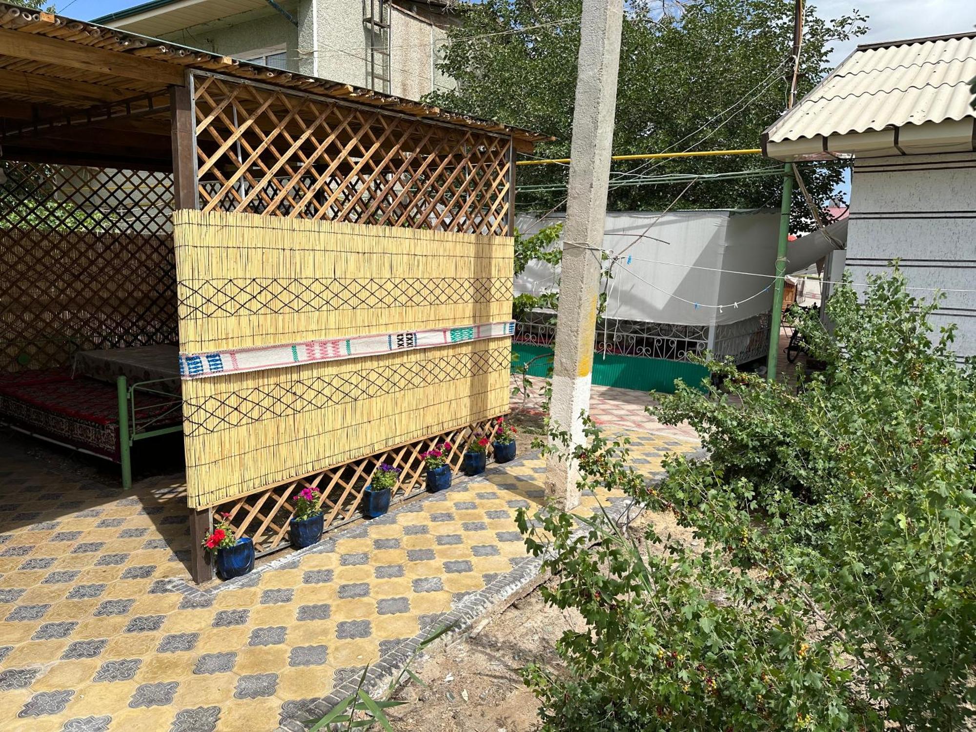 Guest House "Nika", Νούκους Εξωτερικό φωτογραφία